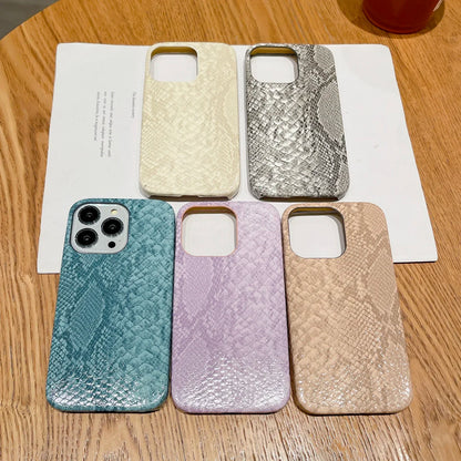 Luxury Snake Texture Leather Phone Case for iPhone 16 15 14 Pro Max Plus 13 12 11 Cases Leather Soft Cover Woman Girl
