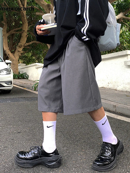 Spring Summer Loose Casual Soft Grey Pleated Shorts for Men with High Waist Short Straight Pants Korean Clothes 2024