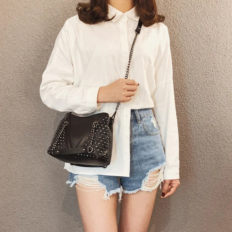 Studded Shoulder Bag for Women Leather Punk Style Rock Rivet Crossbody Bag Handbag with Chain Wallet Purse for Girls