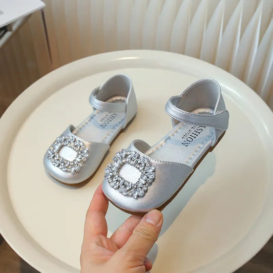 New Children's Sandals Summer Rhinestone Buckle Sandals for Girls Fashion Elegant Kids Princess Causal Wedding Flat Sandals Soft
