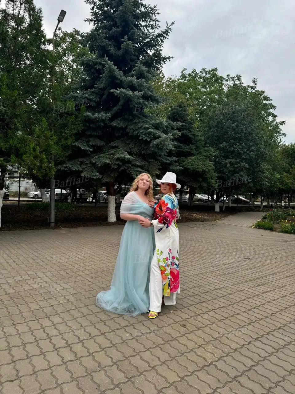 Customized Pink Shiny Tulle Prom Dresses Off Shoulder Long Puff Sleeve Evening Party Gowns Slit Women Wedding Dress