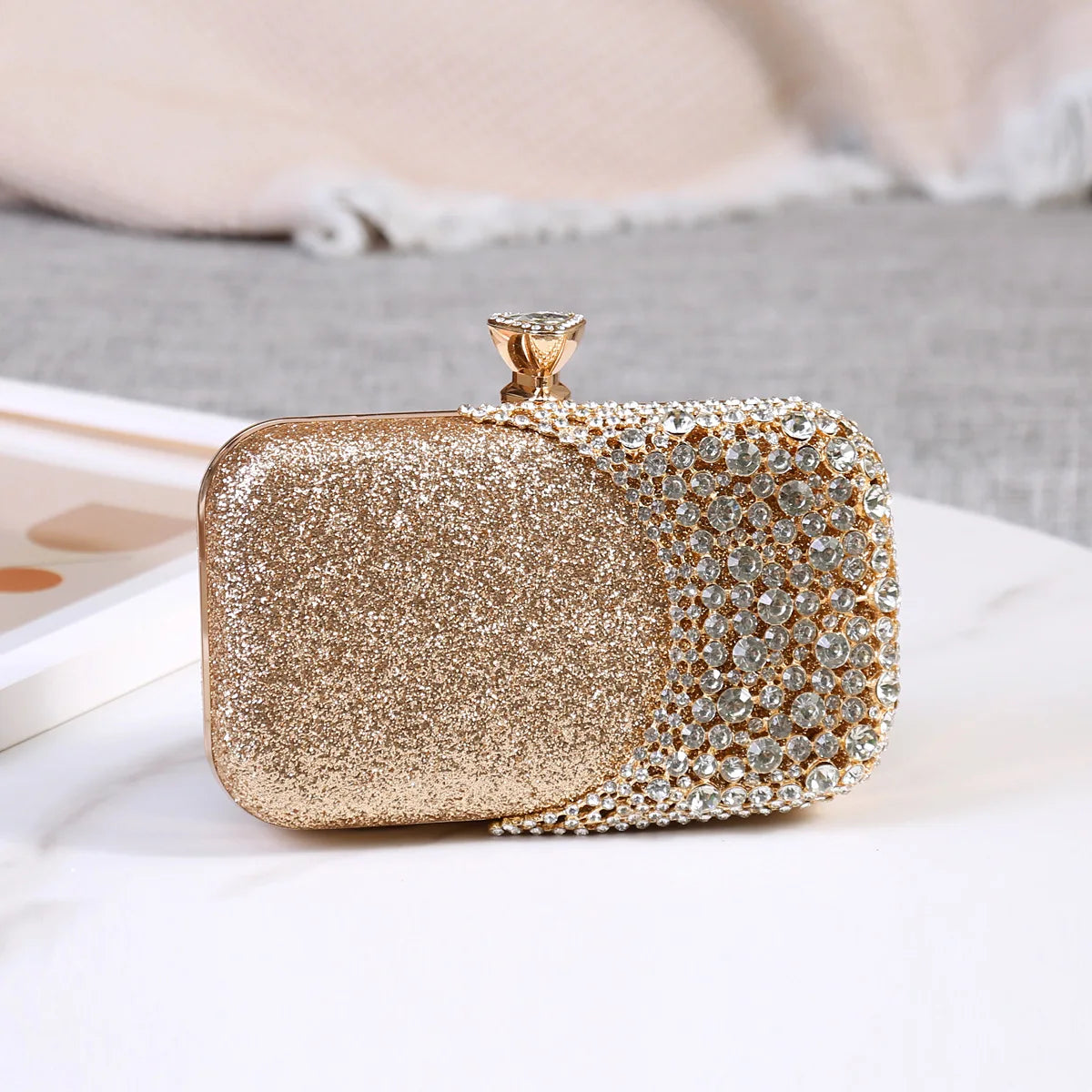 Rhinestone Women Bags Hollow Out Style Crystal Evening Bag Chain Shoulder Handbags Luxury Party Wedding Day Clutch Purse Handle
