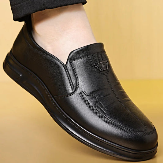 Men's Leather Business Loafers Spring Autumn Black Slip-On Shoes Male Breathable Soft Sole Comfortable Casual Driving Shoes Man