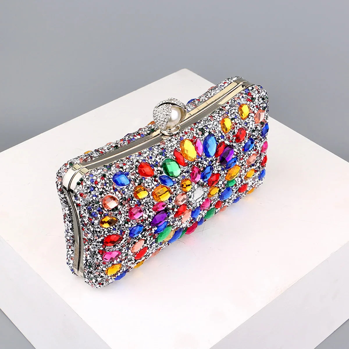 Full Diamonds Evening Bags Acrylic Flower Rhinestones Clutch Bags Metal Pearl Luxury Prom Wedding Dinner Handbags