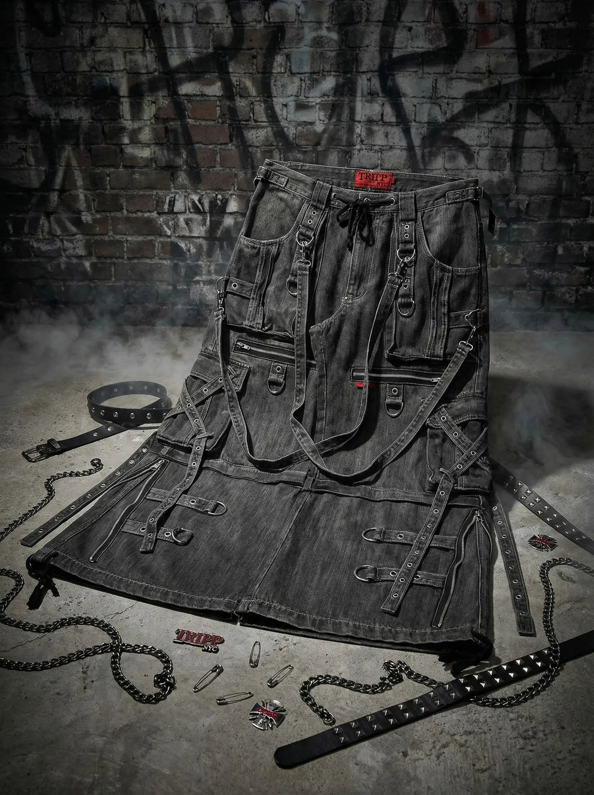 Mens Jeans Harajuku Vintage Gothic Punk Dark Grey Cargo Denim Pants Metal Buckles Chains Multi Pocket Adjustable Strap Y2K New