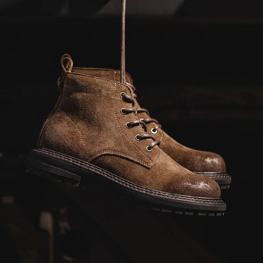 Men Vintage Split Suede Fleece-lined Boots Brown High-Top Work Boots Lace-Up Desert Ankle Rugged Sole Boots Outdoor Shoes