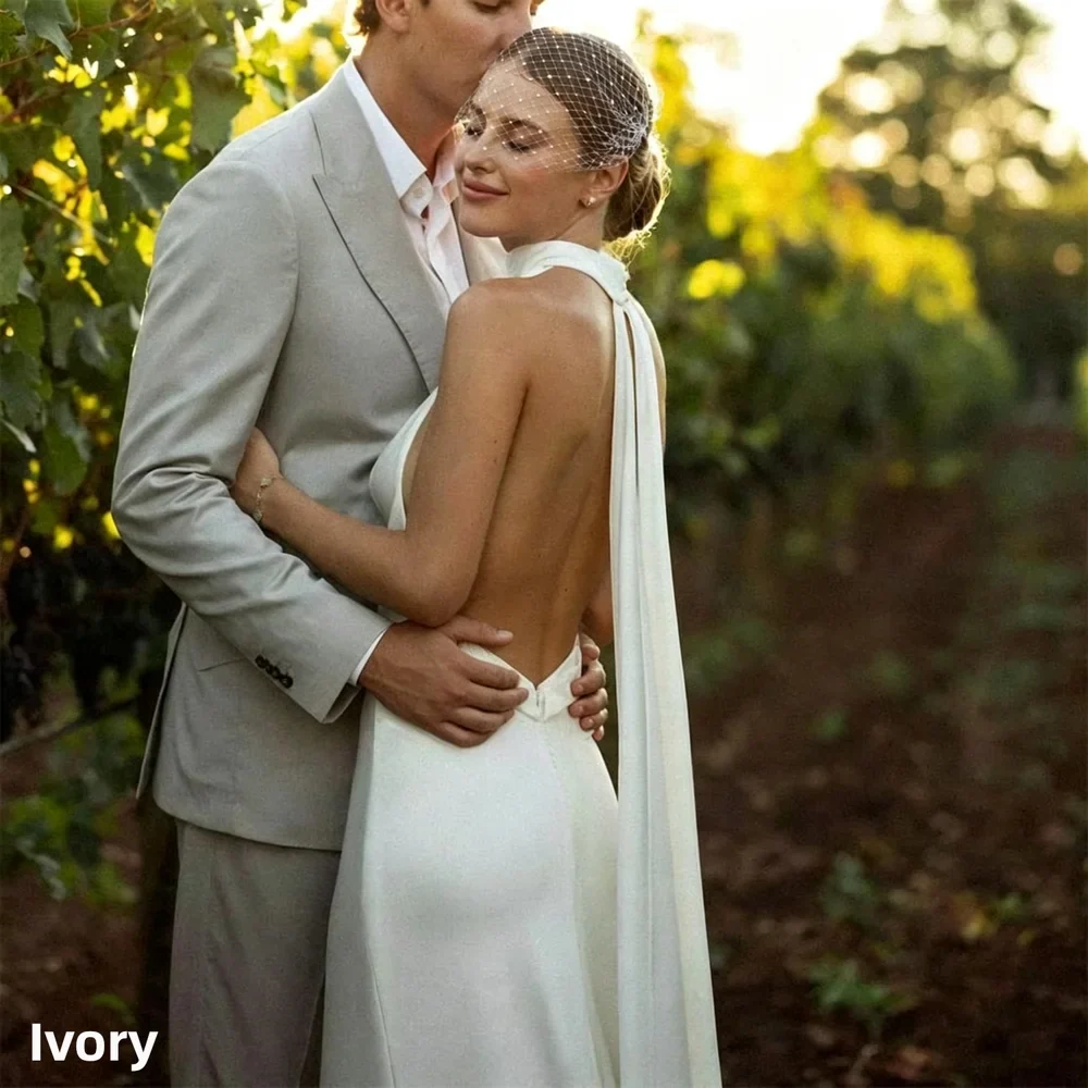Customized Elegant Simple V-Neck Halter Mermaid Crepe Wedding Dresses For Women Boheimian Backless Sweep Train Bridal Gown