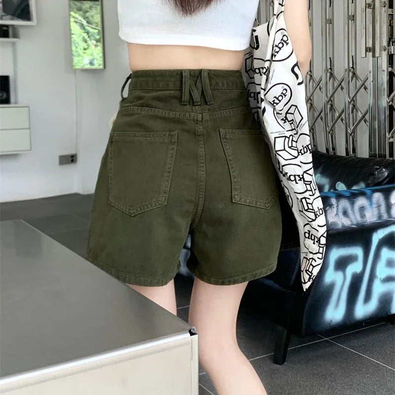 Wide Short Jean Pants Woman With Waist Pocket Denim Shorts for Women Korean Style Youthful Cheap Harajuku Fashion Outfits Jorts