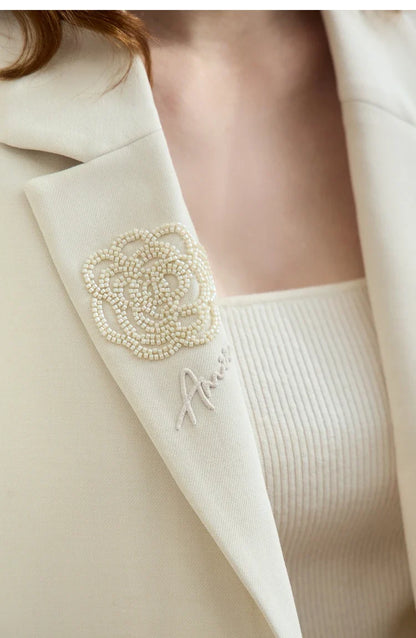 2026 Short Jacket Women's Shoulder Padded Suit Collar Rose Beaded Embroidery Autumn Long-sleeve Commuter Top 12521069