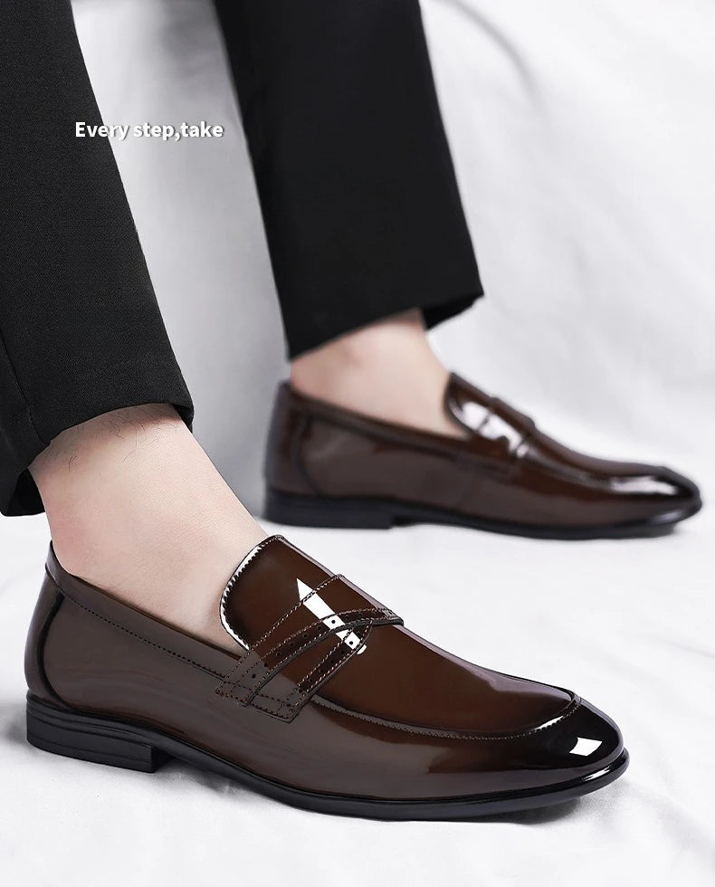 Spring Autumn New Patent Leather Shoes for Men Solid Color Fashion Wedding Shoes Male Low Top Casual Loafers Man