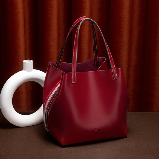 Autumn and Winter Classic Solid Color Retro Handbag, Women's New Large Capacity Tote Bag