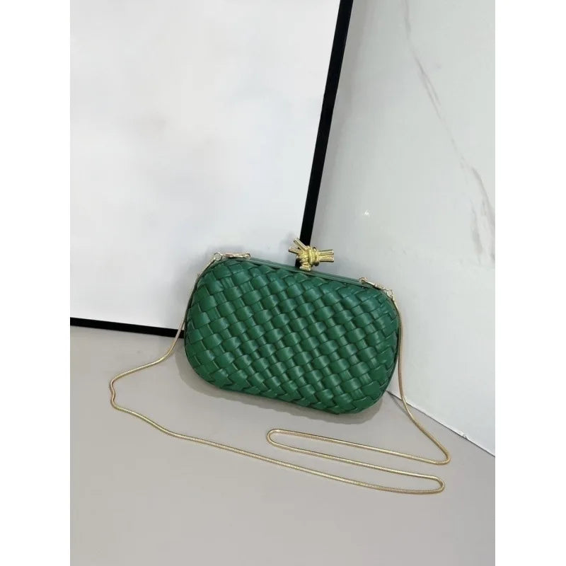 Elegant Box Shaped Dinner Clutch Crossbody Bag for Women Fashionable Chain Strap Handbag Retro Style Leather Handbag