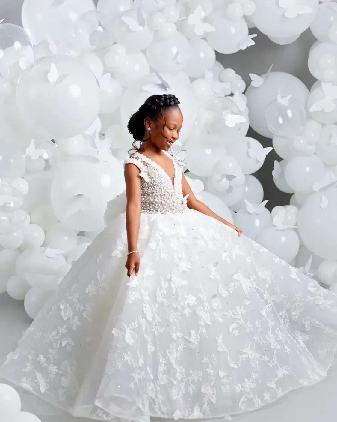 White Flower Girl Dresses for Wedding Butterfly Appliques Pearl Floor Length Girl Kids Birthday Party First Holy Communion Gown