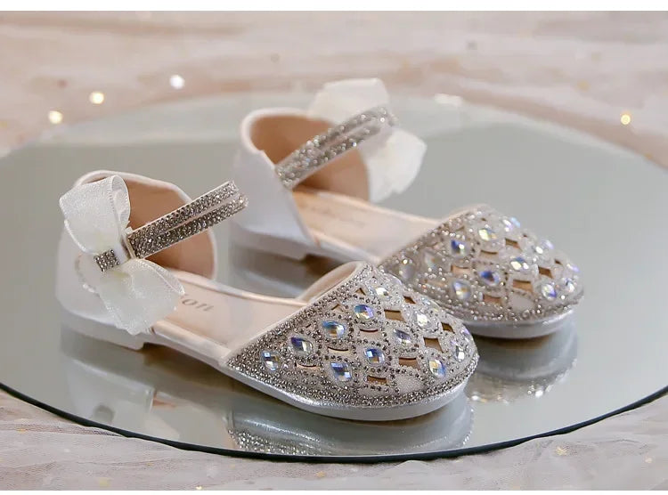 Girls Sandals Shiny Crystal Ins Trendy 2025 Summer New Kids Princess Shoes Mesh Lace Bows Girls Dance Shoes Elegant Hollowed-out