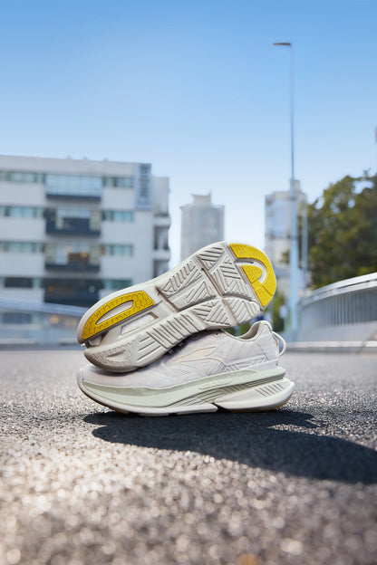 6.0 Men Running Shoes New Mesh Soft Breathable Rebound Shock-absorber Stable Versatile Male Sneaker 672612202
