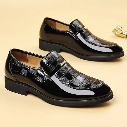 Spring New Men's Business Formal Leather Shoes Solid Color Fashion Casual Shoes Male British Pointed Toe Dress Shoe Man