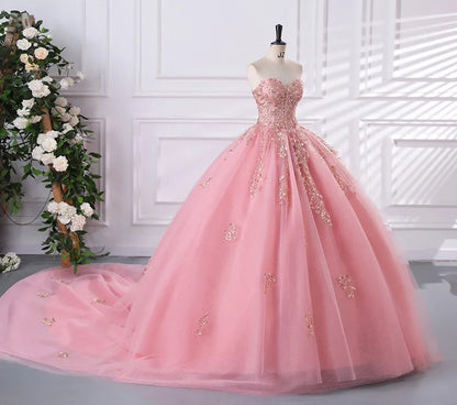 15 Quinceanera Dresses Ball Gown Strapless Party Dresses Sweet Ball Gown Customized 15 Year Old Dress Plus Size