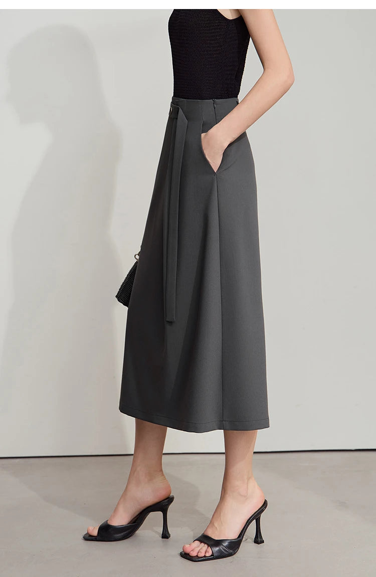 Minimalist Knee length Skirt Women Pleated A-line Loose Dress Elegant Commuting Style Belt Decoration Skirts 12522074