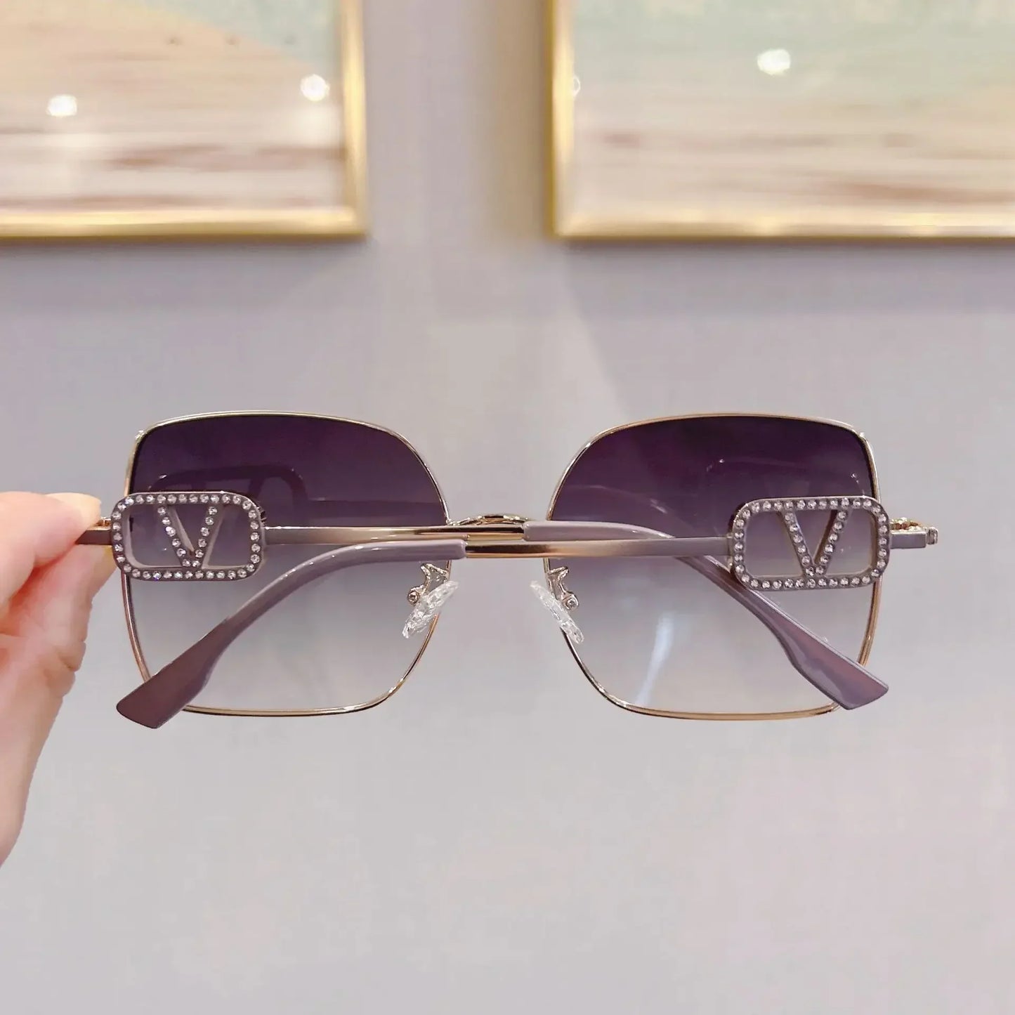 2025 New Fashion Metal Square Polarized Sun Glasses Women Luxury Diamond UV400 Sunglasses Ladies Oversized Eyewears Gafas De Sol