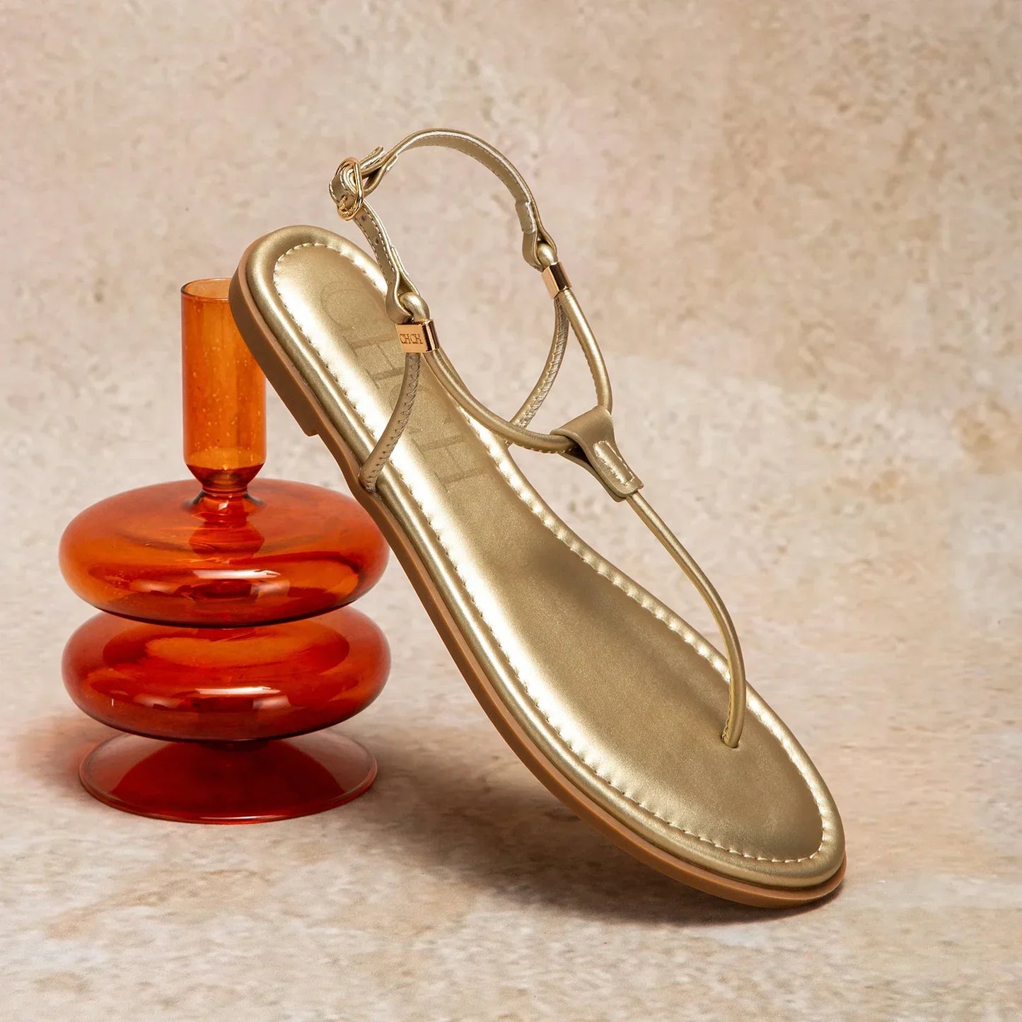 Women's Flat Sandals 2025 Summer Minimalist Toe Beach Shoes Vacation Outdoor