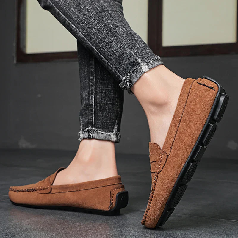 Fashion Suede Men Casual Shoes Breathable Leather Mens Loafers Slip on Male Driving Shoes Luxury Brand Comfortable Boat Shoes