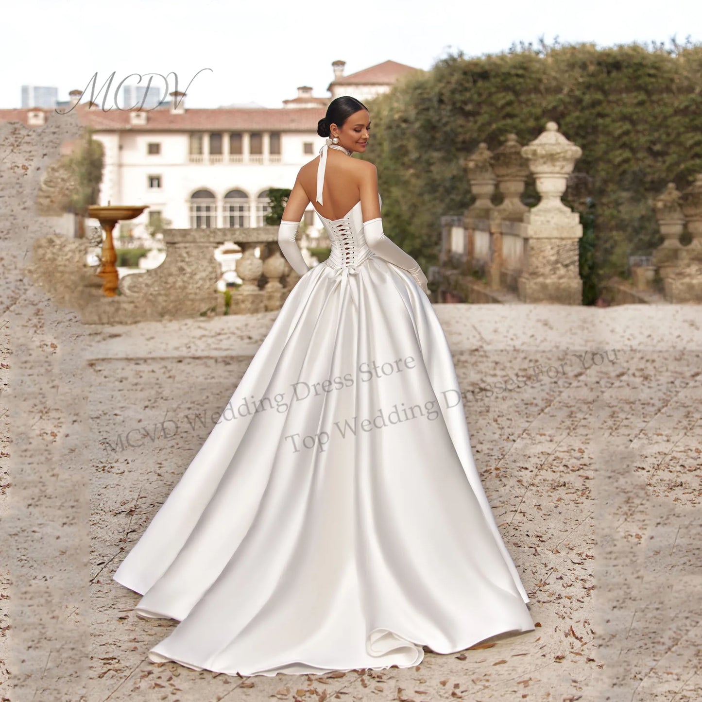 A-line Satin Wedding Dresses Pleats Bride Gown Backless Bride Dresses Bridal Dress Customized For Women Party Bride Dress