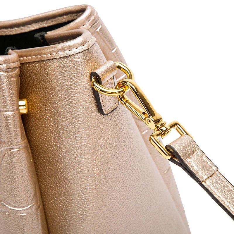 Solid Colour Design Large Capacity Women's Crossbody Bag for Daily Commuting Classic Retro Women's Shoulder Bag