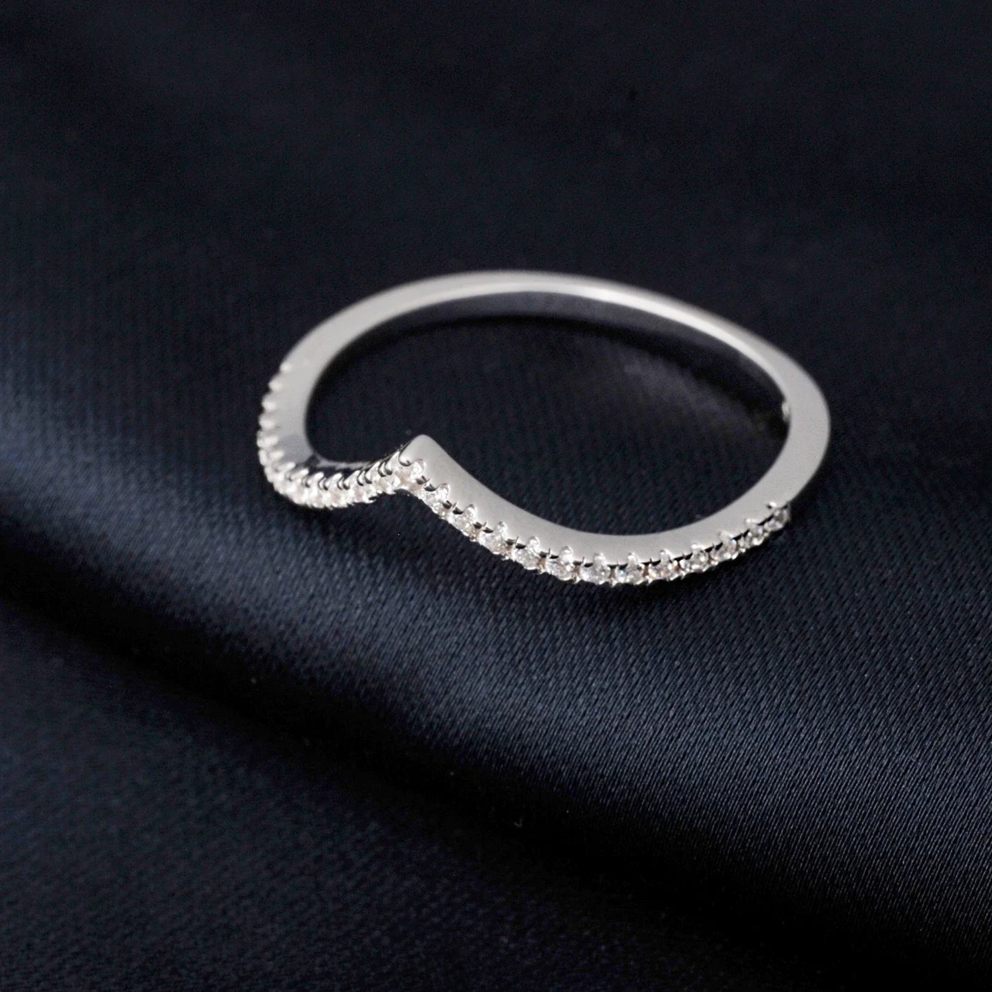 Moissanite D Color Round Cut 925 Sterling Silver V Shape Stackable Wedding Ring for Woman Diamond Jewelry