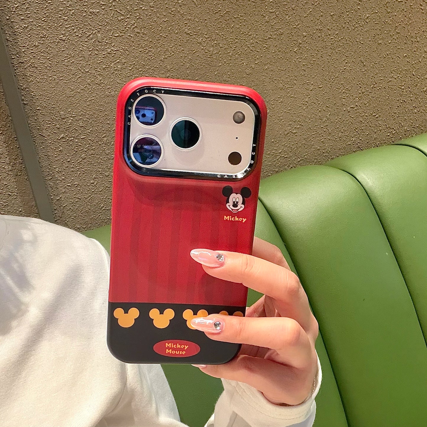 Cute Mickey Glove For Magnetic Phone Case with Stand 3D Hand Shape Grip Holder for 17 16 15 14 13 Pro Max  Disney Cartoon Cover.