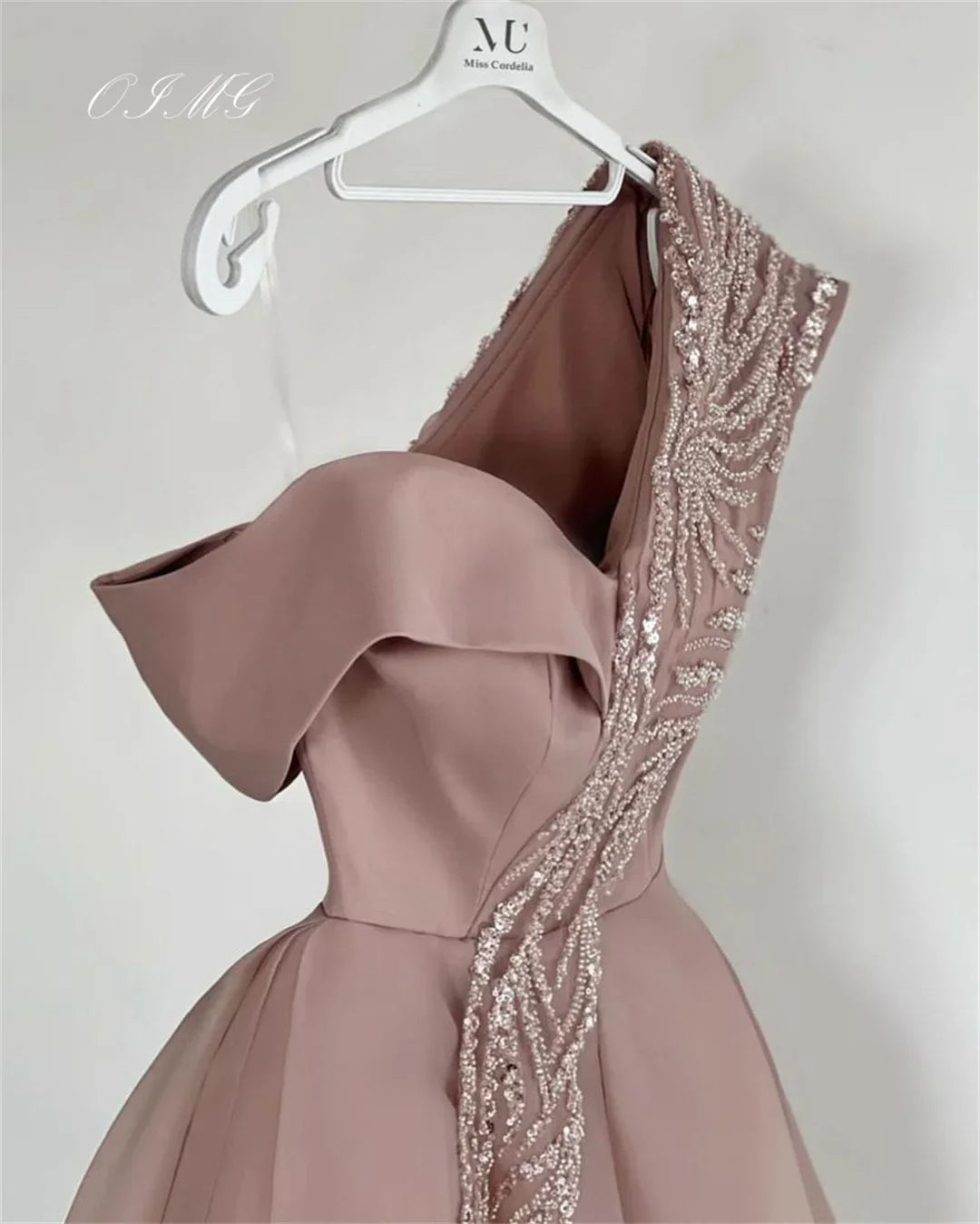 Off the Shoulder Midi Prom Dresses A-Line Organza  Women Sequined Short Sleeves Customized Evening Gowns Formal Party Dress