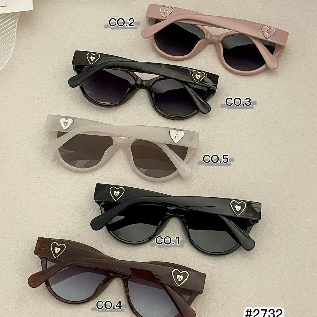 Retro TR Polarized Cat Eye Sunglasses for Women Heart Shape Metal Hinge Decoration Shades UV400 Protective Fashion Sun Glasses