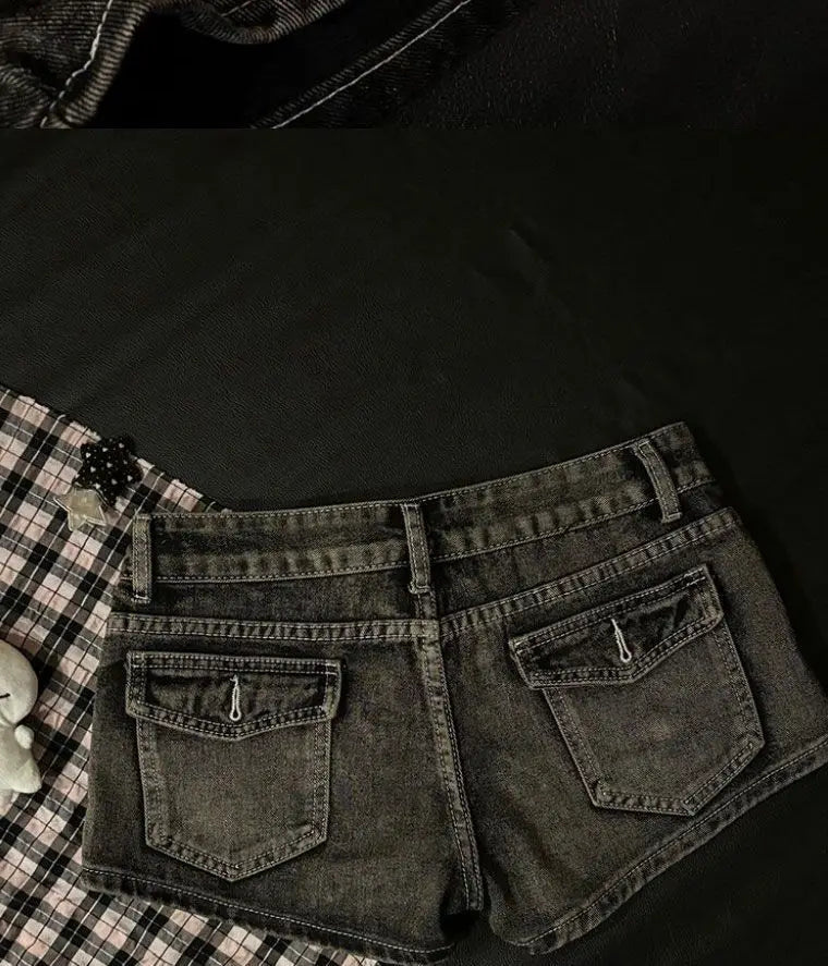 2026 Summer New Cute Hot Diamond Denim Low Waist Super Shorts Female Slim Black Gray Tight Y2k Shorts Hot Pants