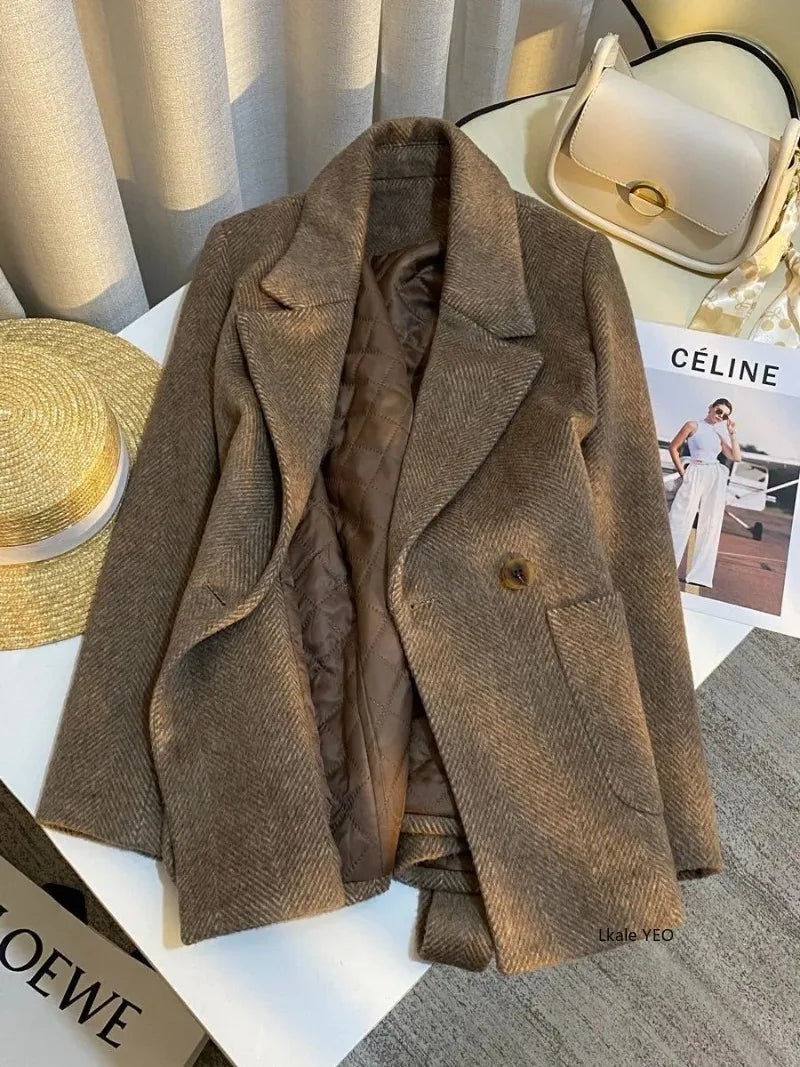 New Women's Wool Suit Jacket 2026 Spring Autumn Retro Temperament Ladies Small Blazer Coat Leisure High-Quality Lady Outerwear