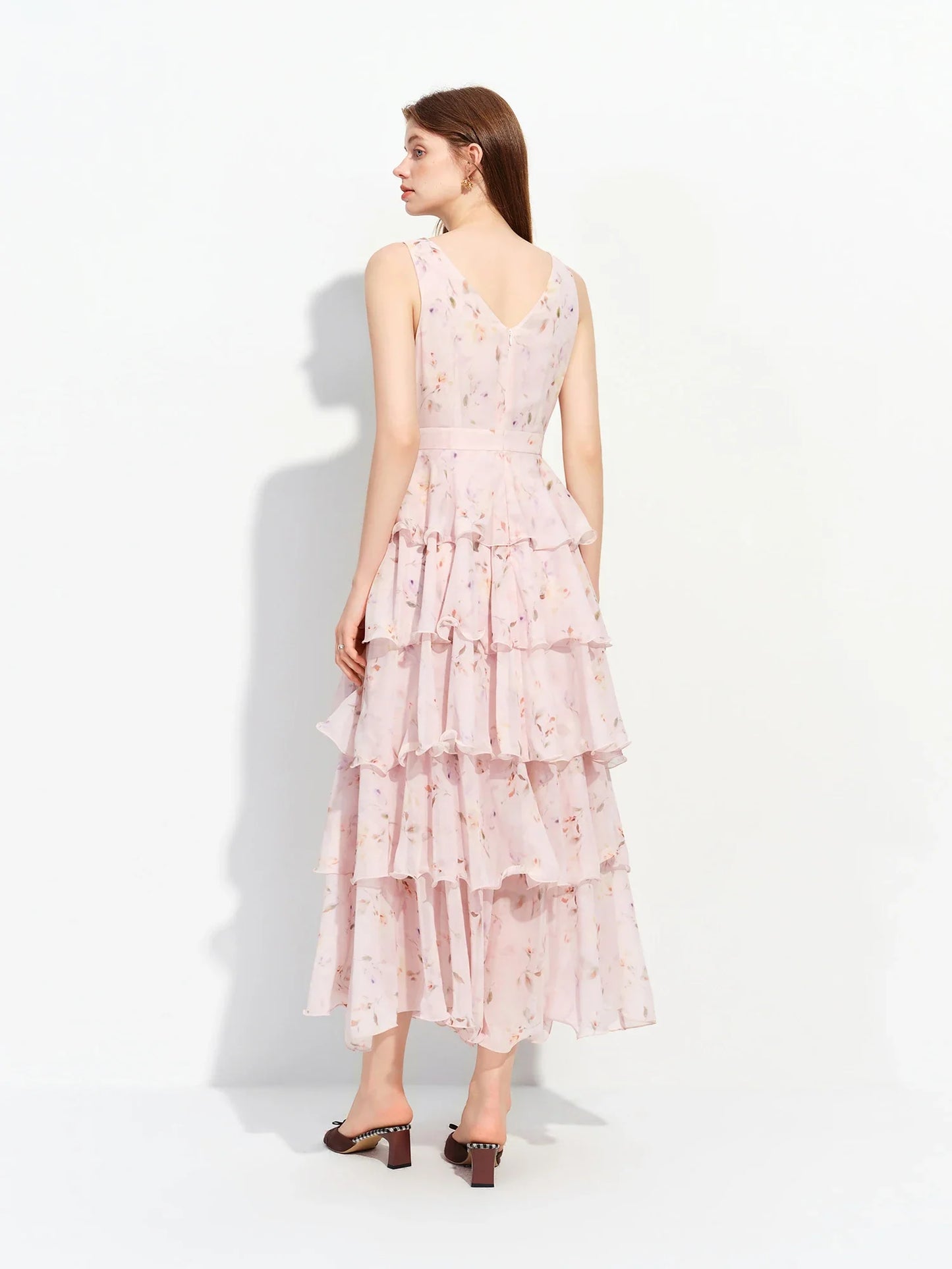2026 Summer French-Inspired Floral Ruffle Hem Sleeveless V-Neck Tiered Maxi Dress - Romantic for Vacation and Daily Wear