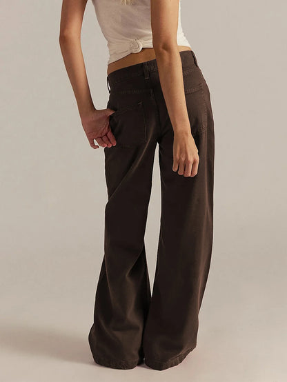 Women's retro brown wide-leg jeans, high-waisted cut, elegant retro silhouette, soft washable fabric, fashionable and casual.