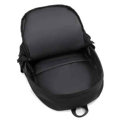 Simple solid color backpack,  travel backpack, plenty of storage space, very suitable for commuting, school, work and going out.