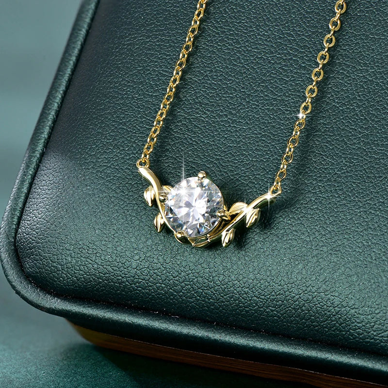Exquisite Leaf Shape Pendant Necklace Certified 8MM Moissanite Diamond Necklaces for Women Neck Jewelry Accessories