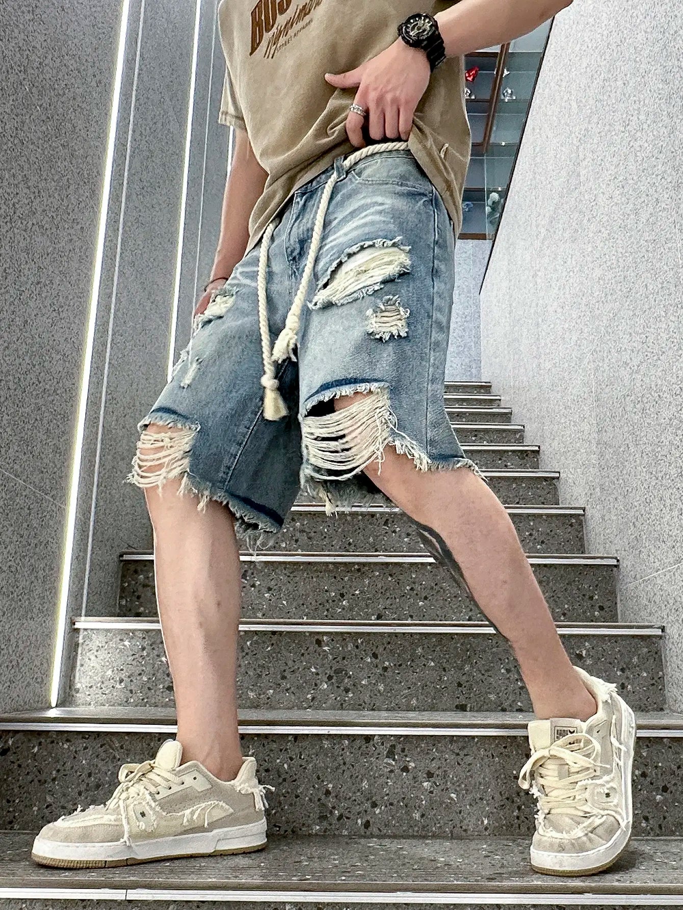 Men Summer Stretchy Denim Shorts Jeans for Men Streetwear Style Ripped Denim Shorts with High Stretch Knee Baggy Comfort Pants