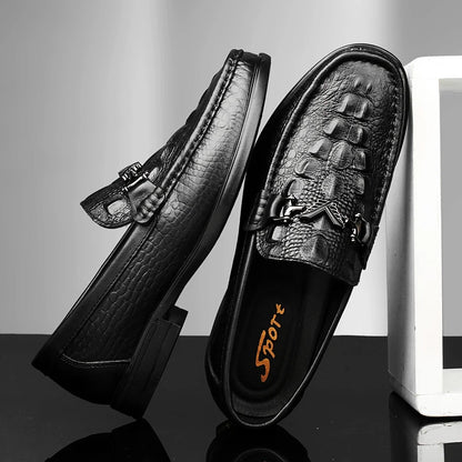 High Quality Round Toe Breathable Loafers Fashionable Brand Men's Comfortable Crocodile Patterned Casual Cowhide and Bean Shoes