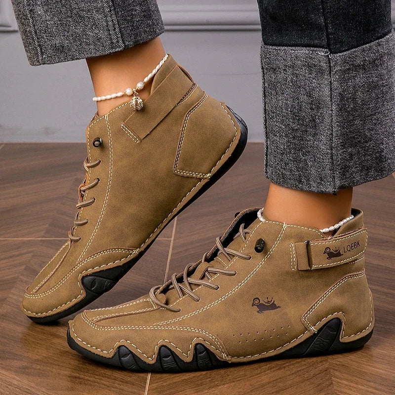 Outdoor Hiking Shoes with Wear-resistant High Top Design Sports Shoes with Comfortable Foot Feel Casual Life 2025 White Boots