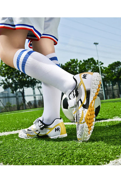 New Men Kids Professional Soccer Shoes Grass Boys Ultralight Football Boots Match Training Shoes Cleats Non-Slip Drop Shipping