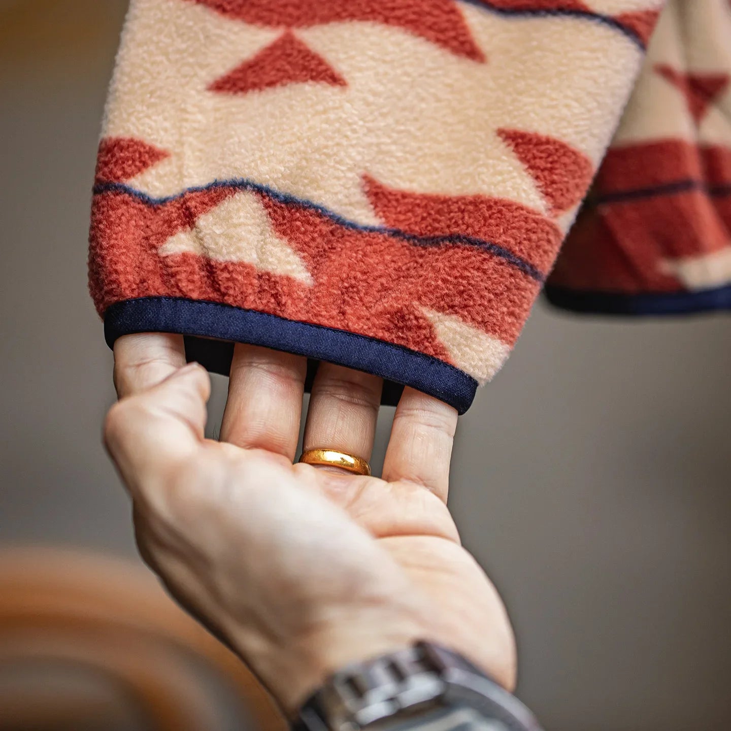 Men's Vintage Navajo Polar Fleece Jacket Stand Collar Zip-Up Patchwork Sweatshirt Warm Cardigan for Spring and Autumn Coat