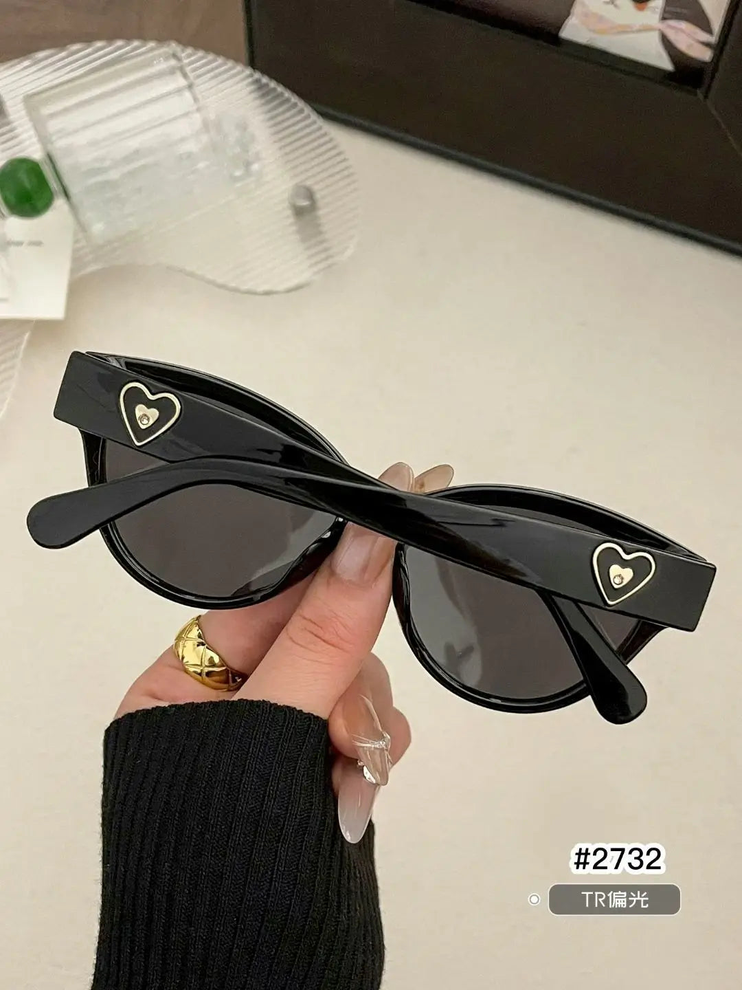 Retro TR Polarized Cat Eye Sunglasses for Women Heart Shape Metal Hinge Decoration Shades UV400 Protective Fashion Sun Glasses