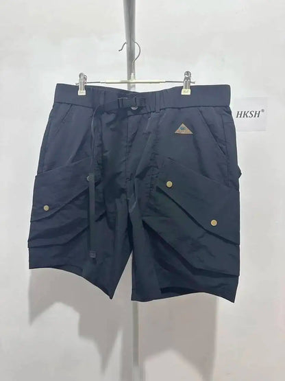 Summer New Men Tide High Street Drawstring Pocket Sports Casual Safari Style Shorts Loose Light Luxury Simple Capris HK4528