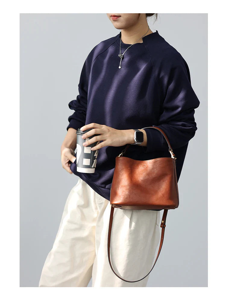 2024 New Arrival Genuine Leather Crossbody Bucket Bags Women Luxury Retro Small Handbag Soft Shoulder Bag