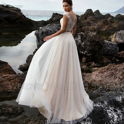 Cap Sleeves Two Piece Wedding Dress Scoop Neck with Applique Illusion Back A-Line Tulle Floor Length Bridal Marriage Gowns