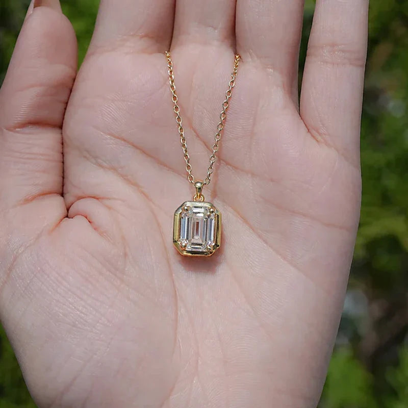 GRA Certified 4.0CT Emerald Cut Moissanite Fashion Solitaire Pendant Necklaces for Women Chains Fine Neck Jewelry Gifts