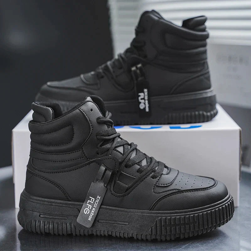 New Fashion Casual Sneakers High Top Skateboard Shoes Student Boots Men and Women Trend Wear Resistant Two-color Couples