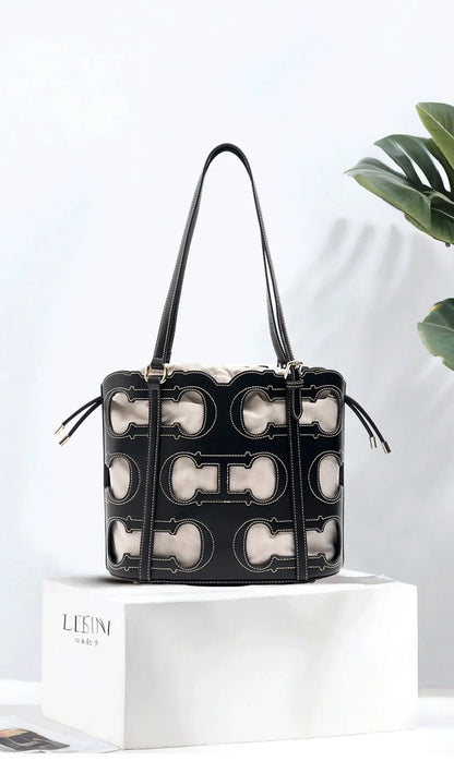 High-end Brand Women's Handbag Fashion Hollow 2026 New Large Capacity Simple Shoulder Bag