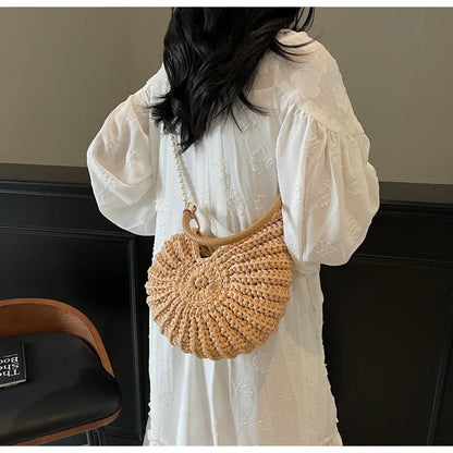 Fashion Conch Shaped Crochet Women Shoulde Bags Funny Cute Pearls Chains Handmade Weave Crossbody Bag Novelty Small Handbags